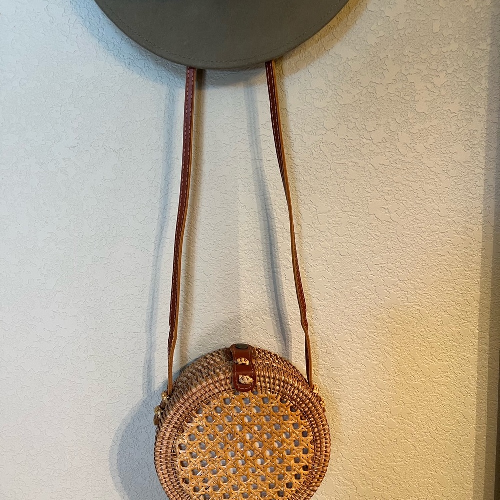 New Rattan Crossbody - Picture 2 of 3